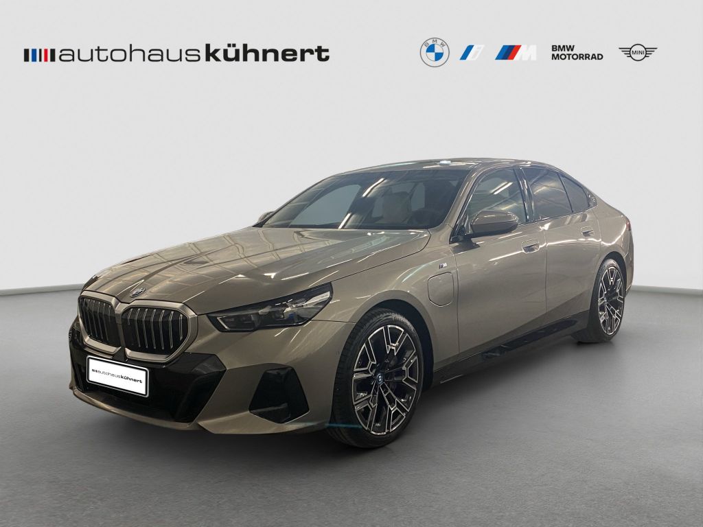 BMW 550 2025