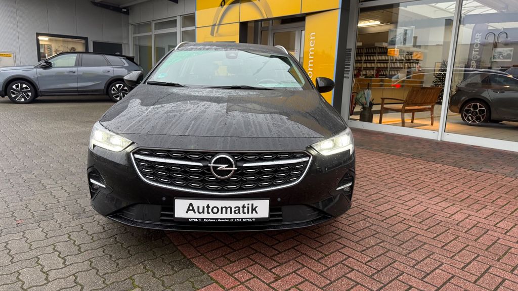 Opel Insignia 2022