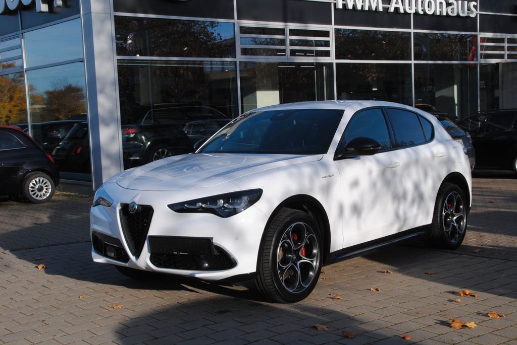 Alfa Romeo Stelvio 2023