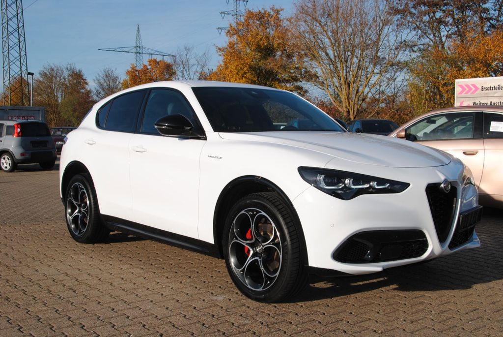 Alfa Romeo Stelvio 2023
