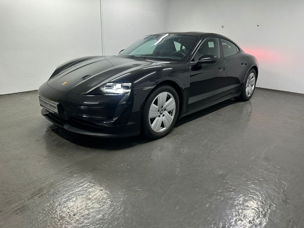 Porsche Taycan 2022