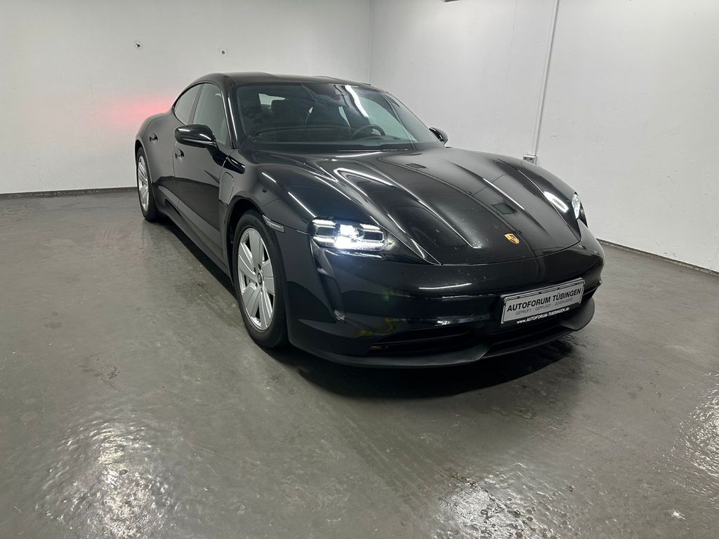 Porsche Taycan 2022
