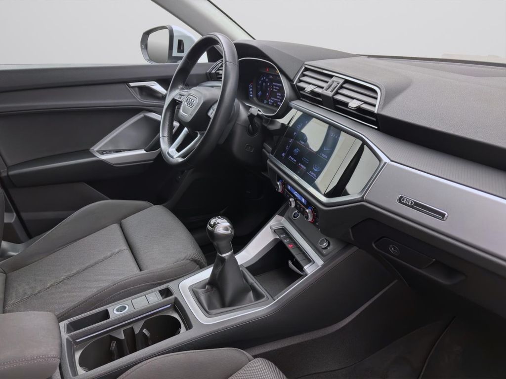 Audi Q3 2021