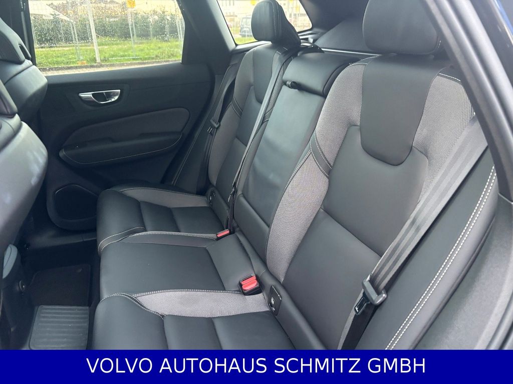 Volvo XC60 2025