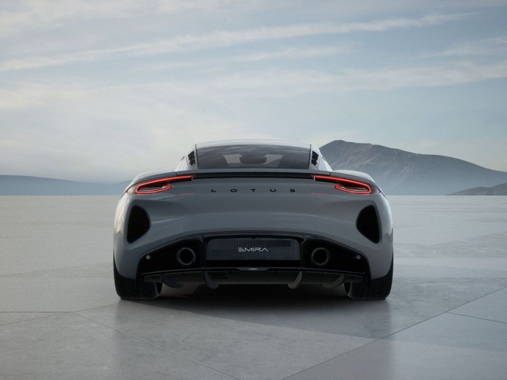 Lotus Emira