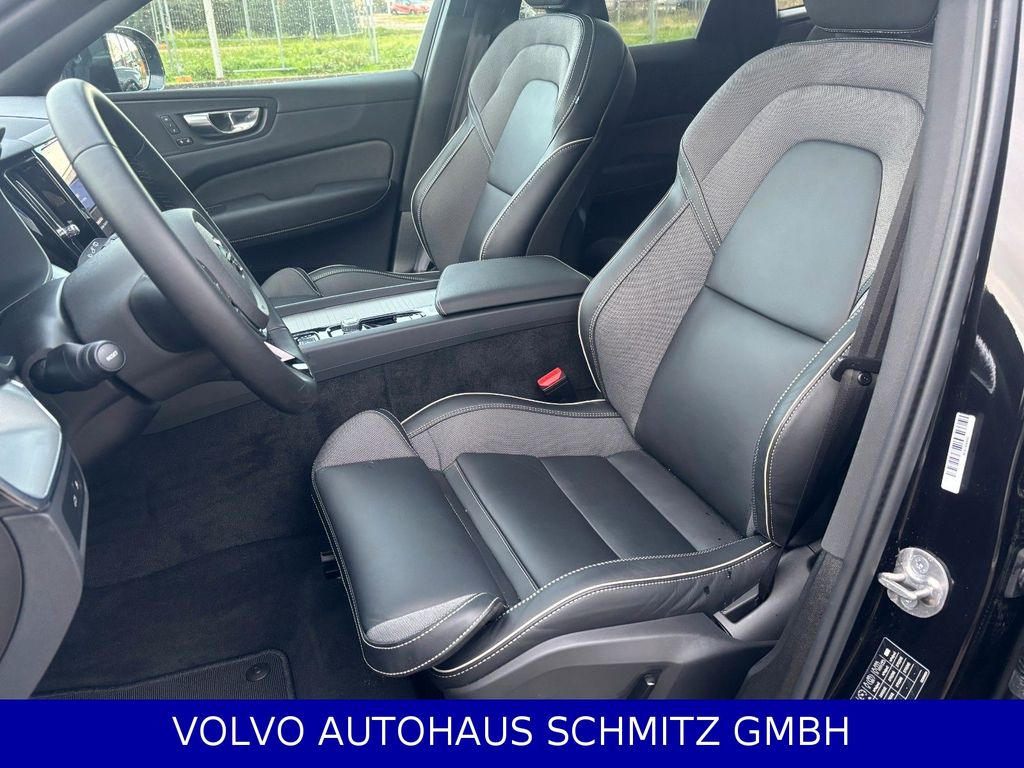 Volvo XC60 2025