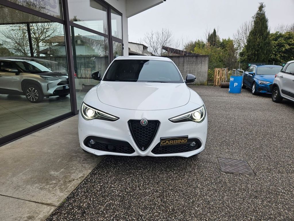 Alfa Romeo Stelvio 2022