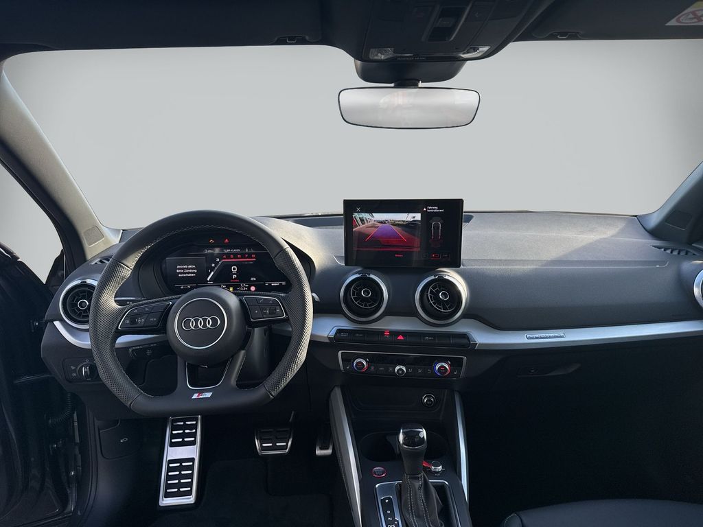 Audi SQ2 2025