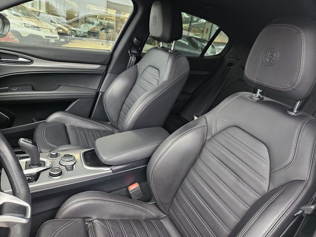 Alfa Romeo Stelvio 2022