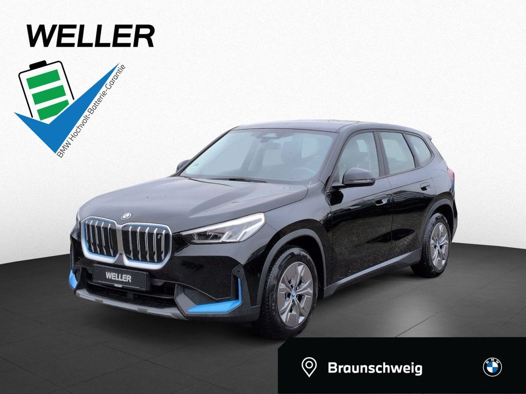 BMW iX1 2023