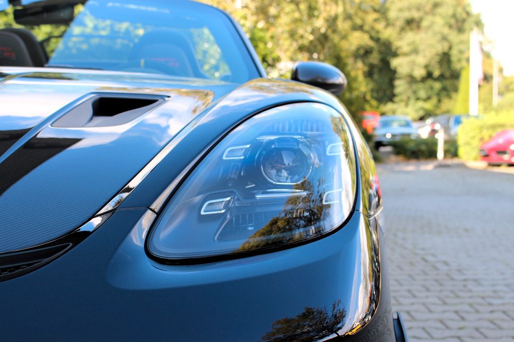 Porsche Boxster 2024