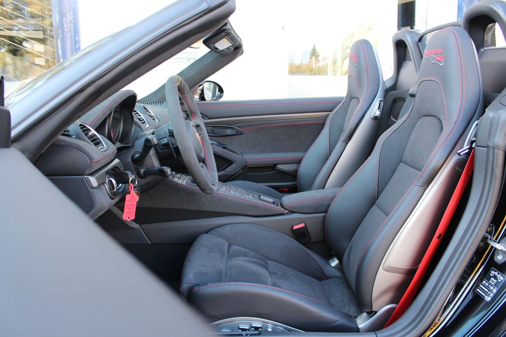 Porsche Boxster 2024