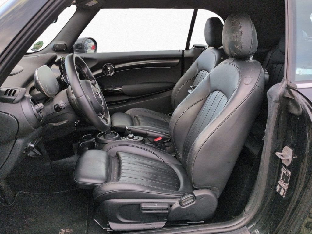 MINI Cooper Cabrio 2022