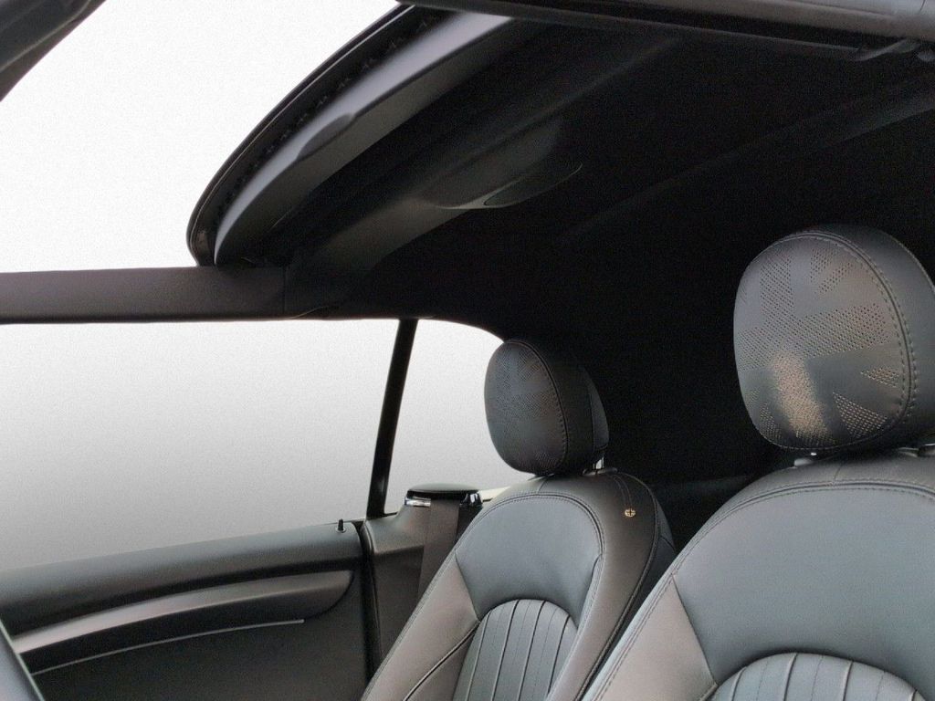 MINI Cooper Cabrio 2022