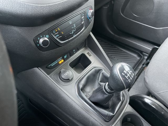 Ford Transit Courier 2020