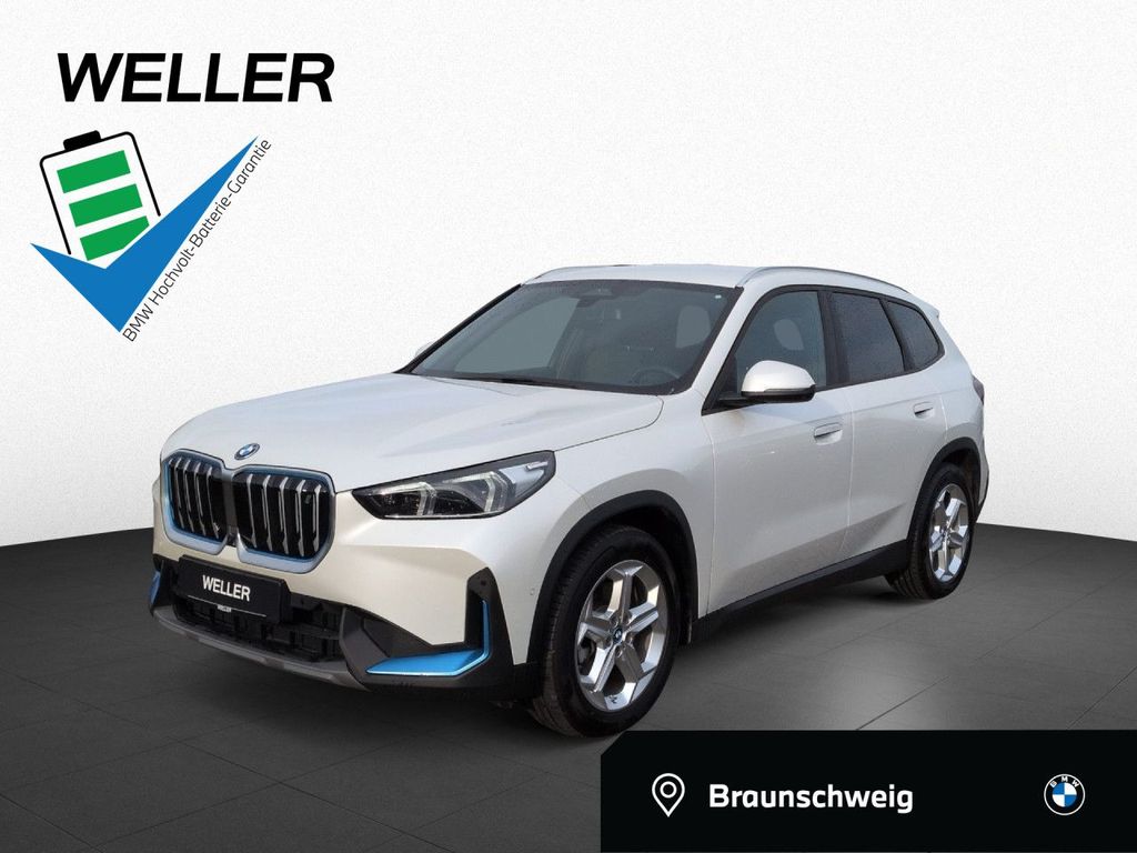 BMW iX1 2023