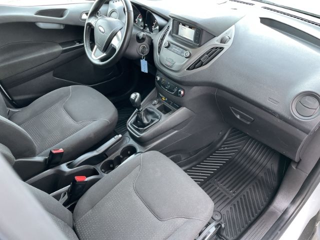 Ford Transit Courier 2020