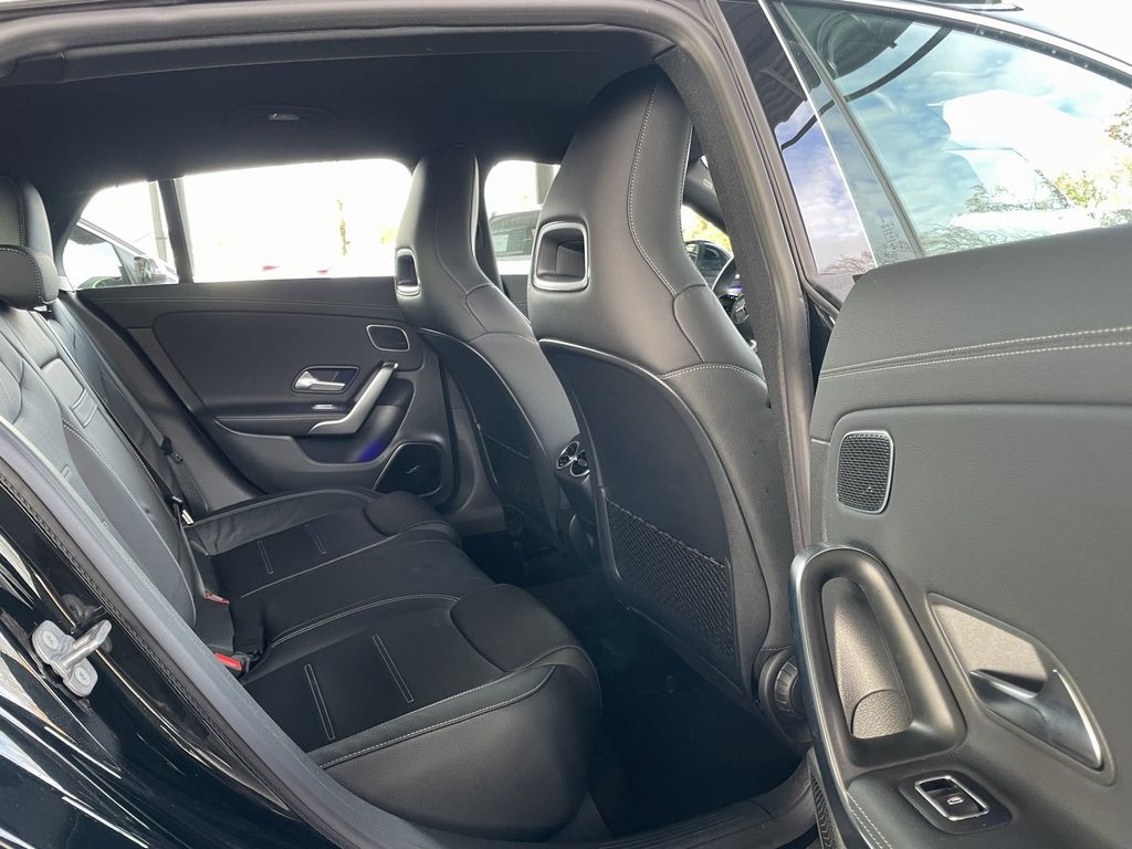 Mercedes-Benz CLA 200 Shooting Brake 2024