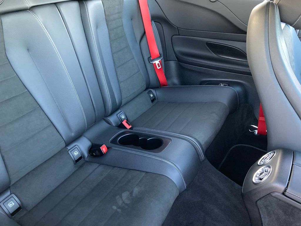 Mercedes-Benz E 220 2023