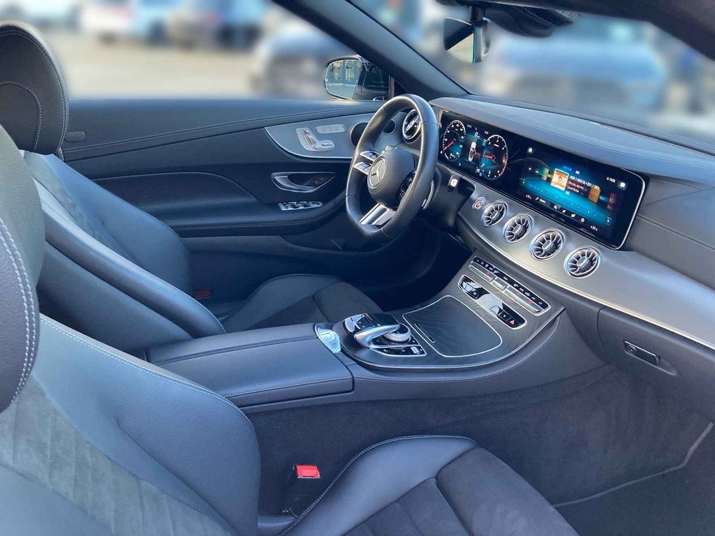 Mercedes-Benz E 220 2023