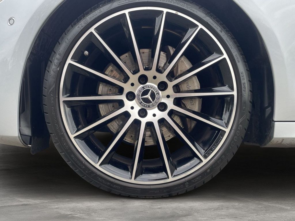 Mercedes-Benz E 220 2023