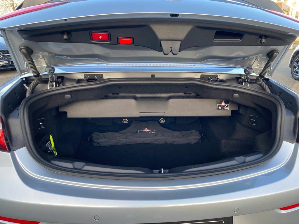 Mercedes-Benz E 220 2023