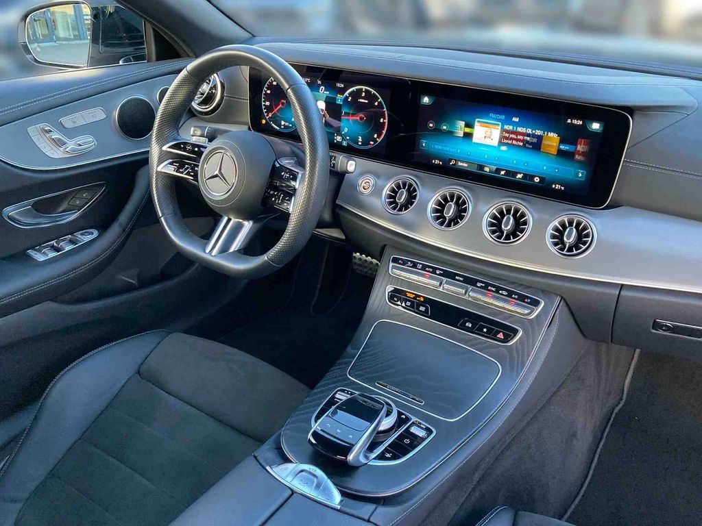 Mercedes-Benz E 220 2023