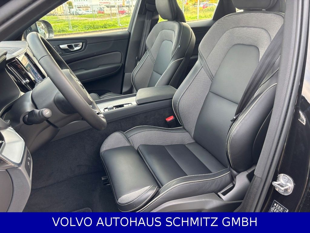 Volvo XC60 2025