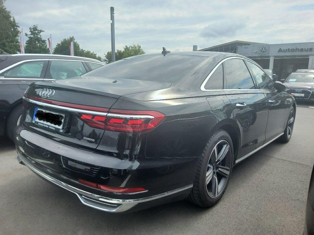 Audi A8 2022