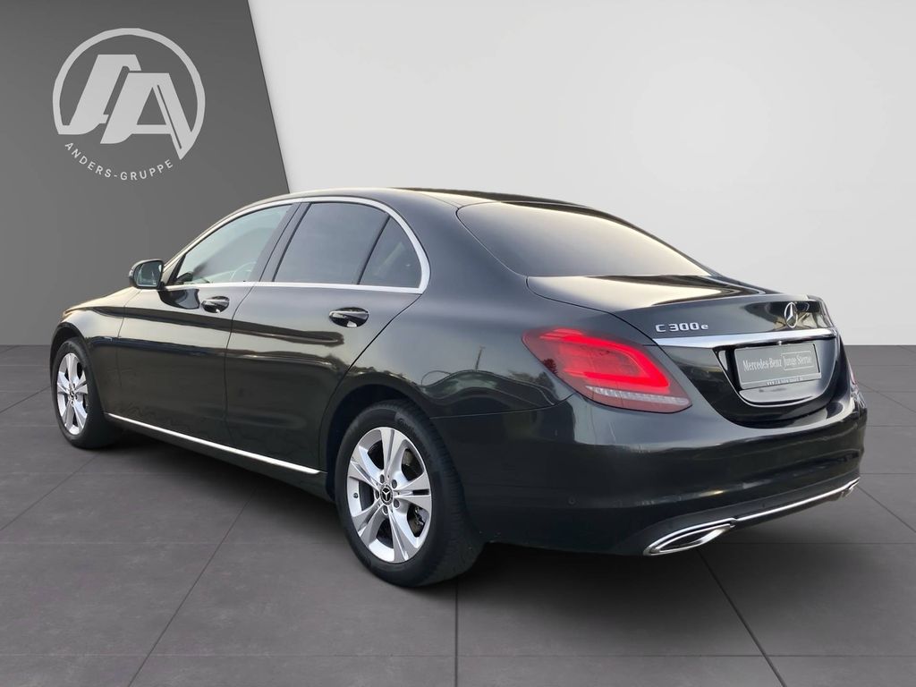 Mercedes-Benz C 300 2021