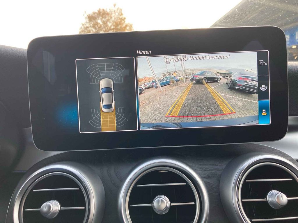 Mercedes-Benz C 300 2021