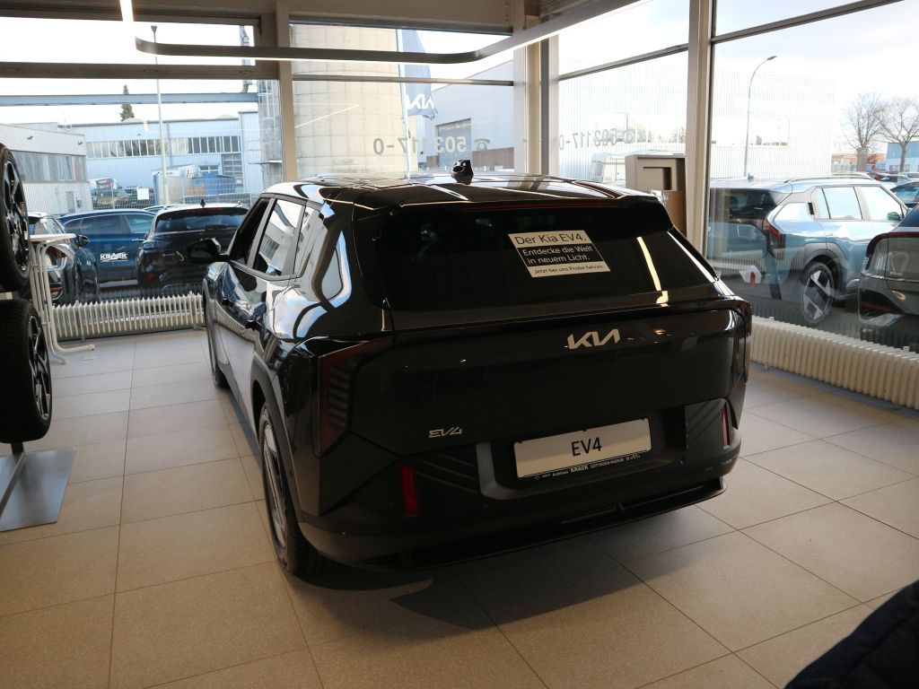 Kia EV4