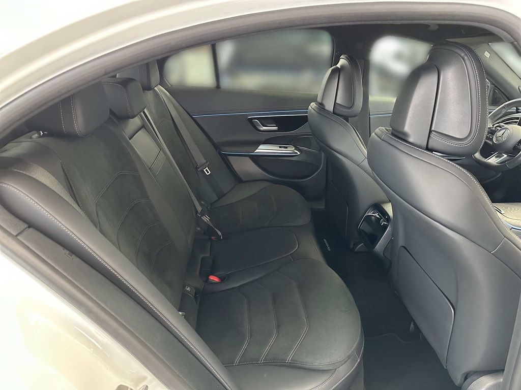 Mercedes-Benz E 220 2024