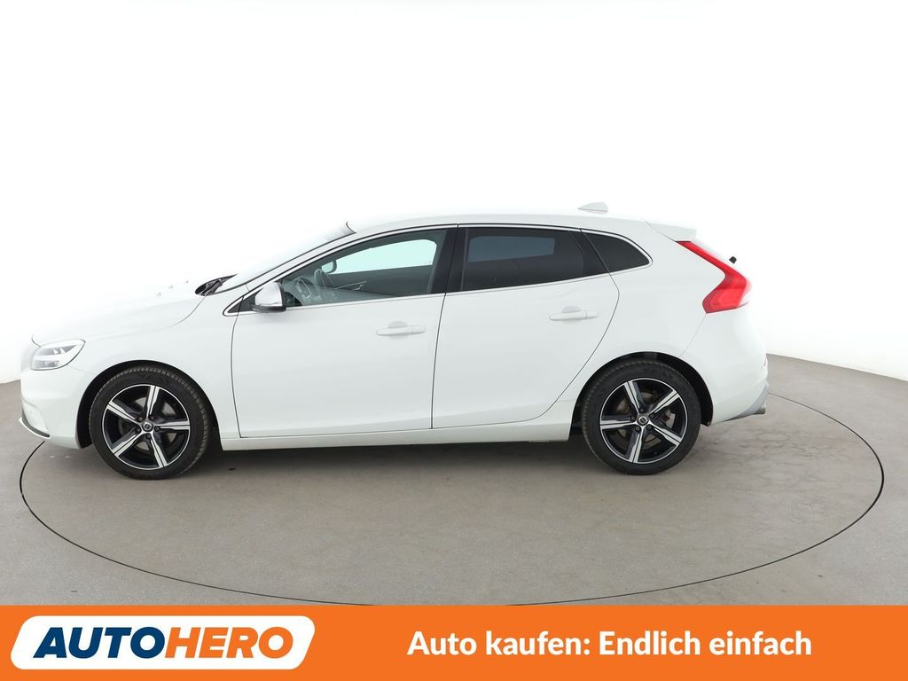 Volvo V40 2018