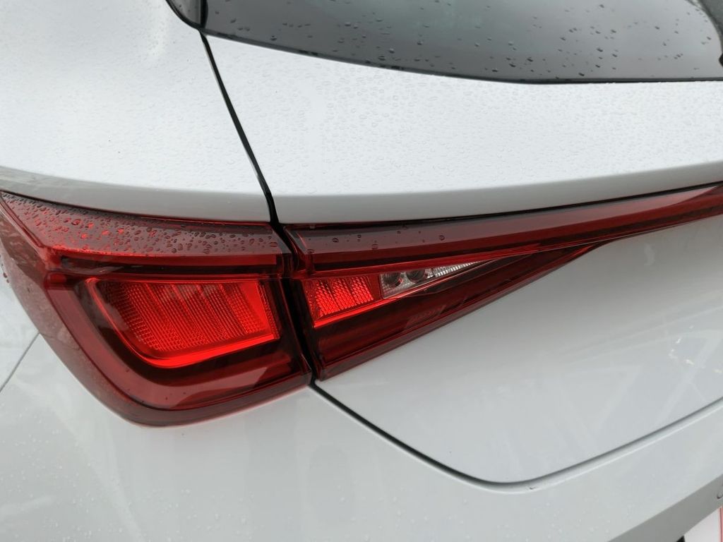 Cupra Leon 2022