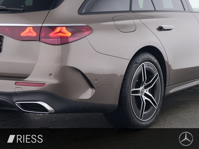 Mercedes-Benz E 300 2025