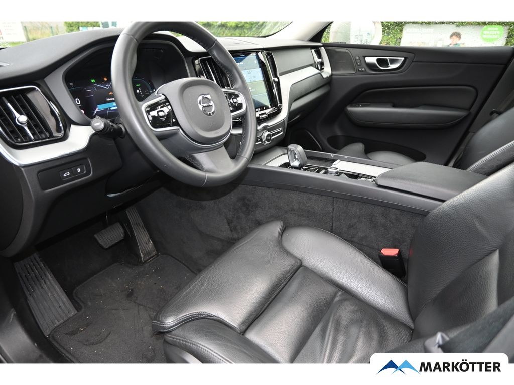 Volvo XC60 2022