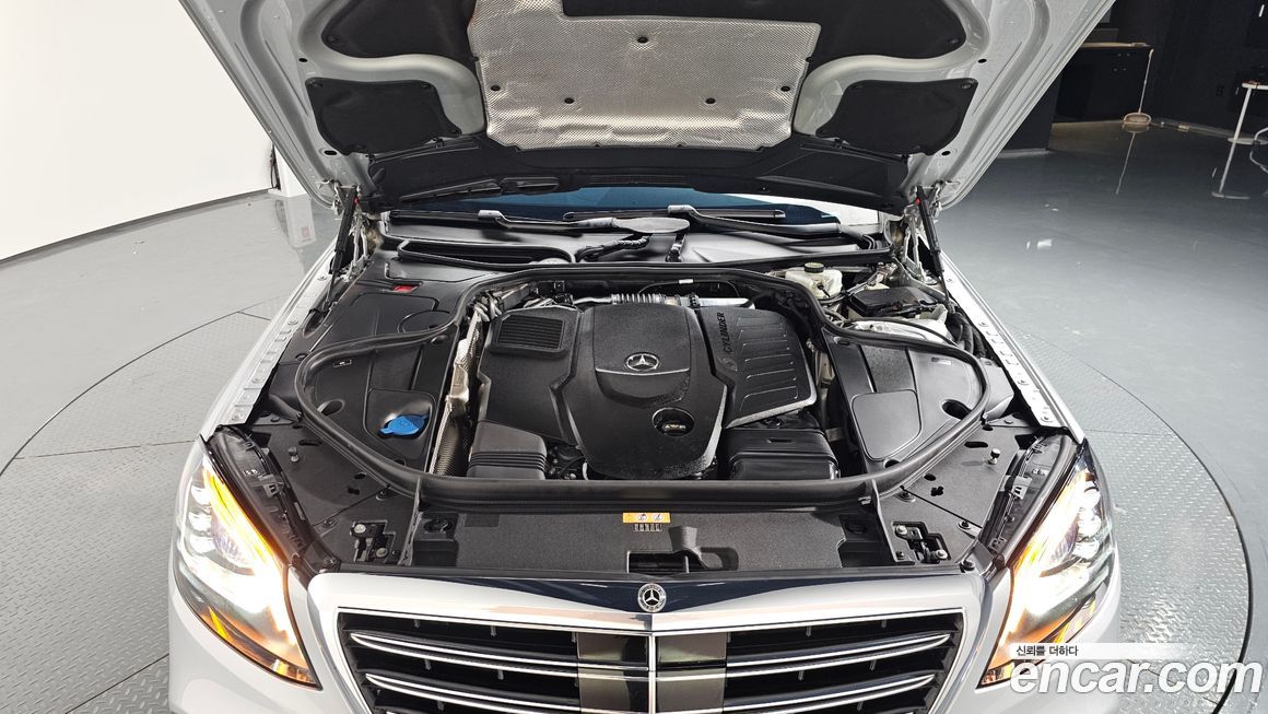 Mercedes-Benz S-Class 2018