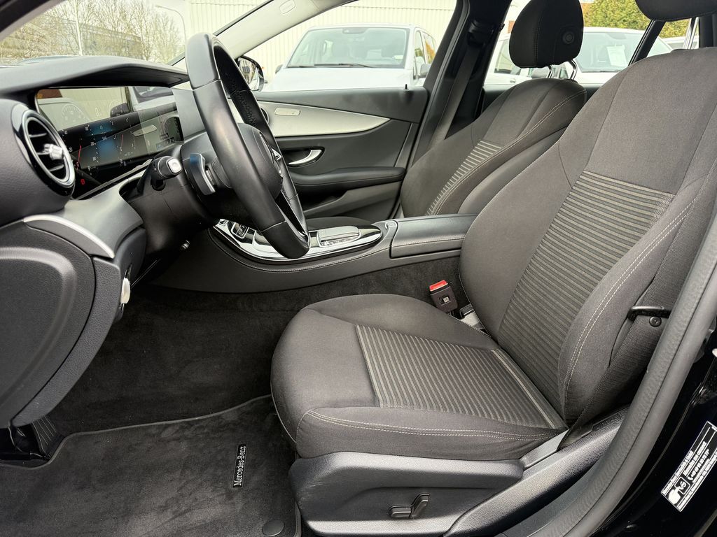 Mercedes-Benz E 200 2023