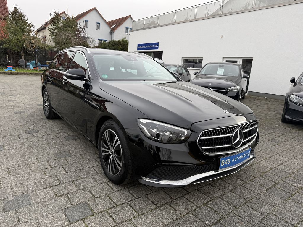 Mercedes-Benz E 200 2023