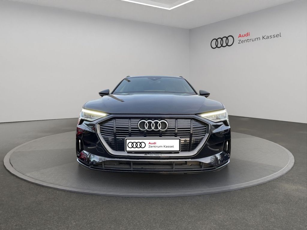 Audi e-tron 2019