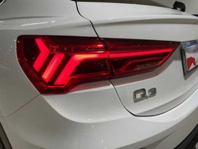 Audi Q3 2021