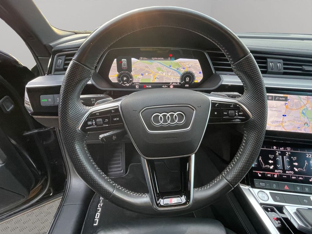 Audi e-tron 2019