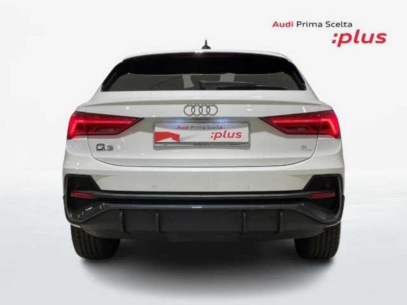 Audi Q3 2021