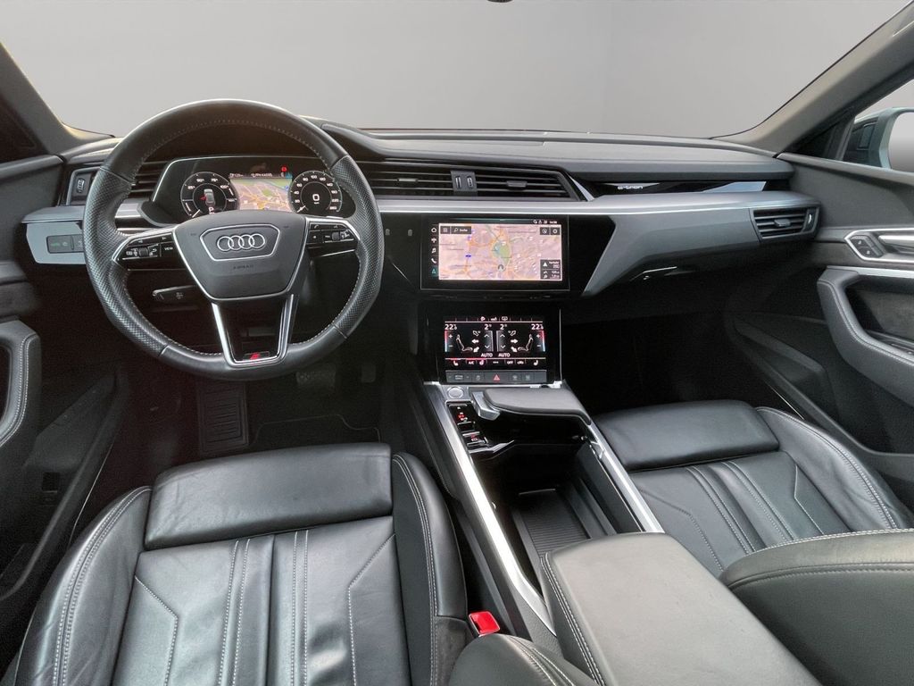 Audi e-tron 2019