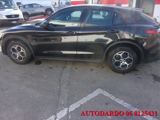 Alfa Romeo Stelvio 2022