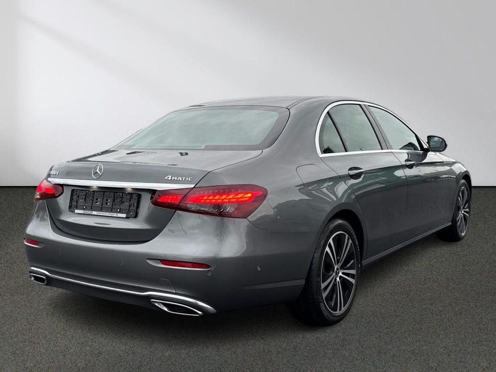 Mercedes-Benz E 400 2022