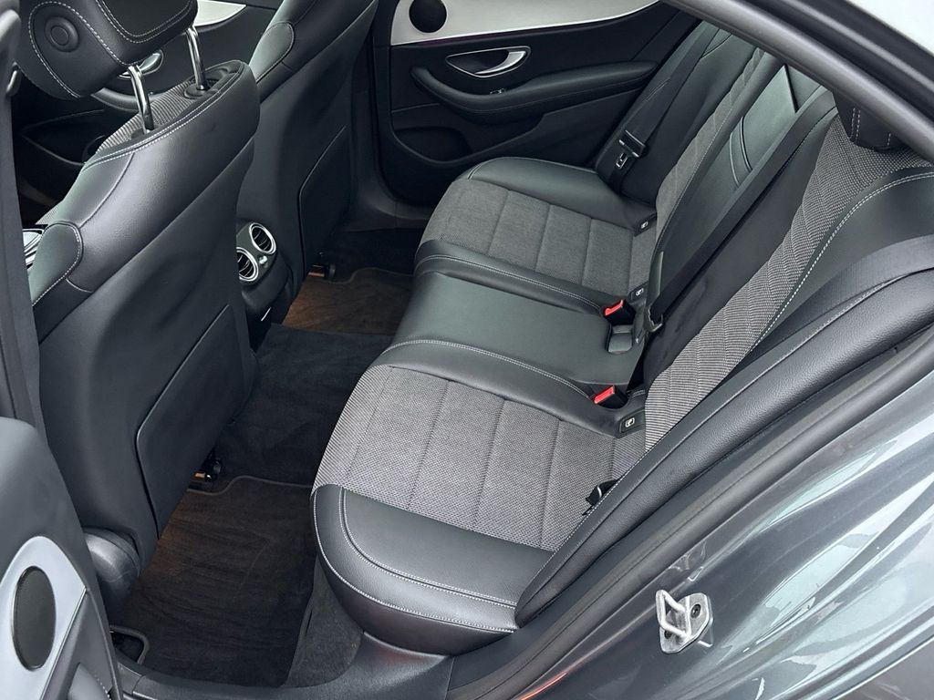 Mercedes-Benz E 400 2022