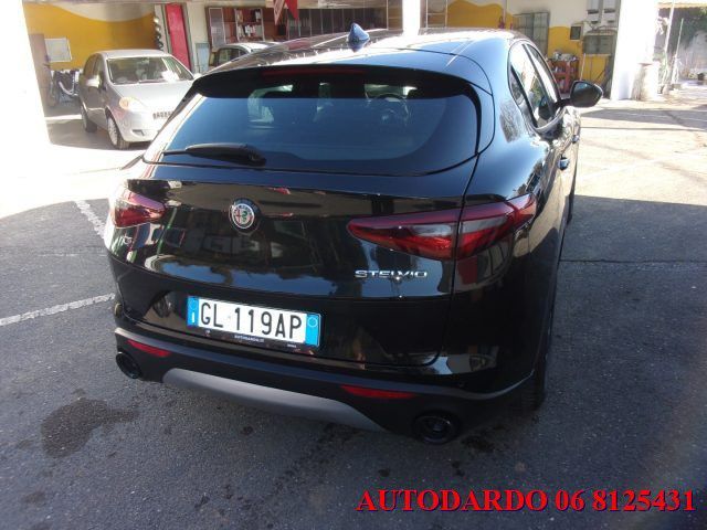 Alfa Romeo Stelvio 2022