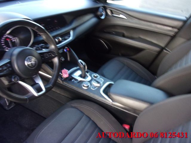Alfa Romeo Stelvio 2022